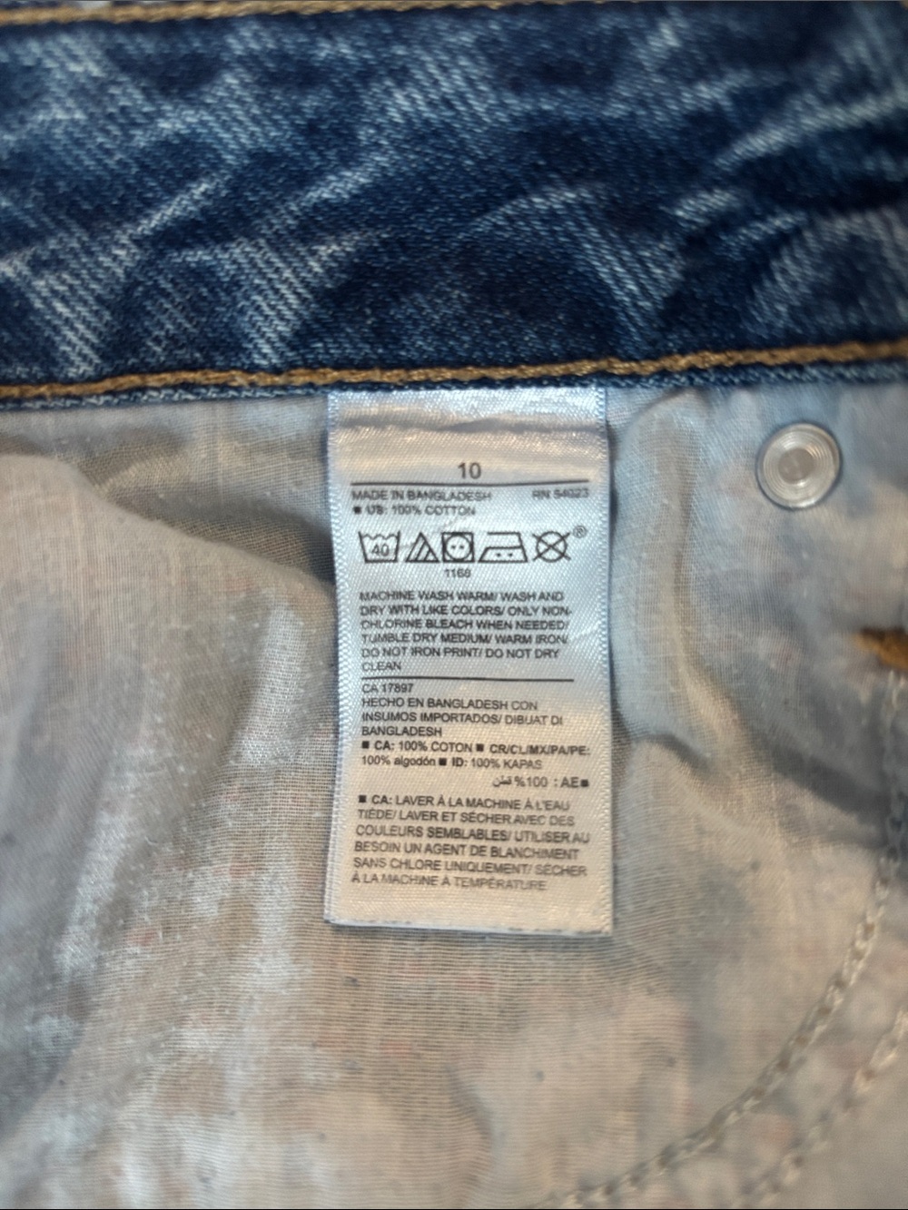 Old Navy OG Short High Rise Distressed Denim Shorts with Embroidered Accents - Picture 11 of 11